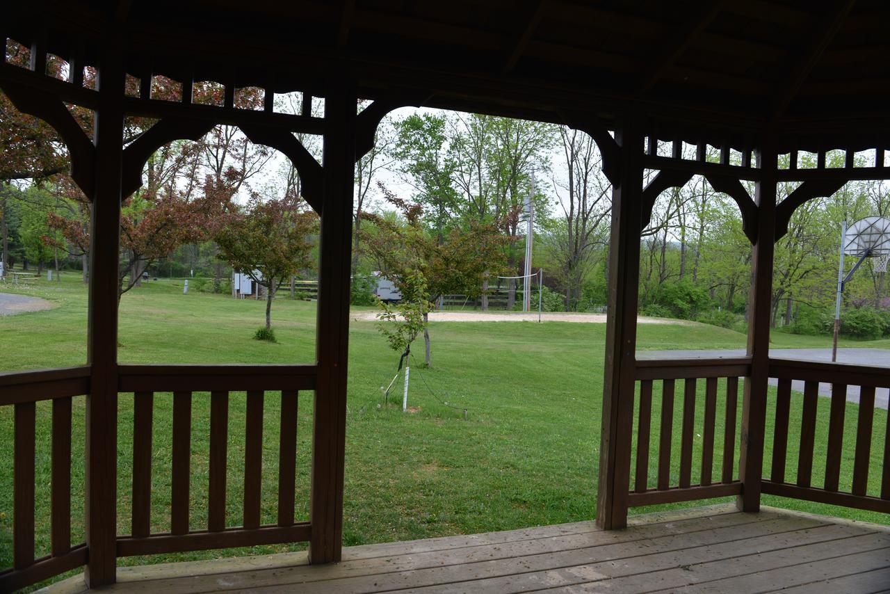 Appalachian Camping Resort Park Model 2 Shartlesville Exterior foto